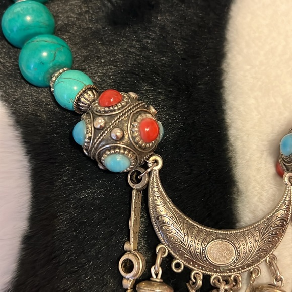 Necklace - Picture 3 of 5